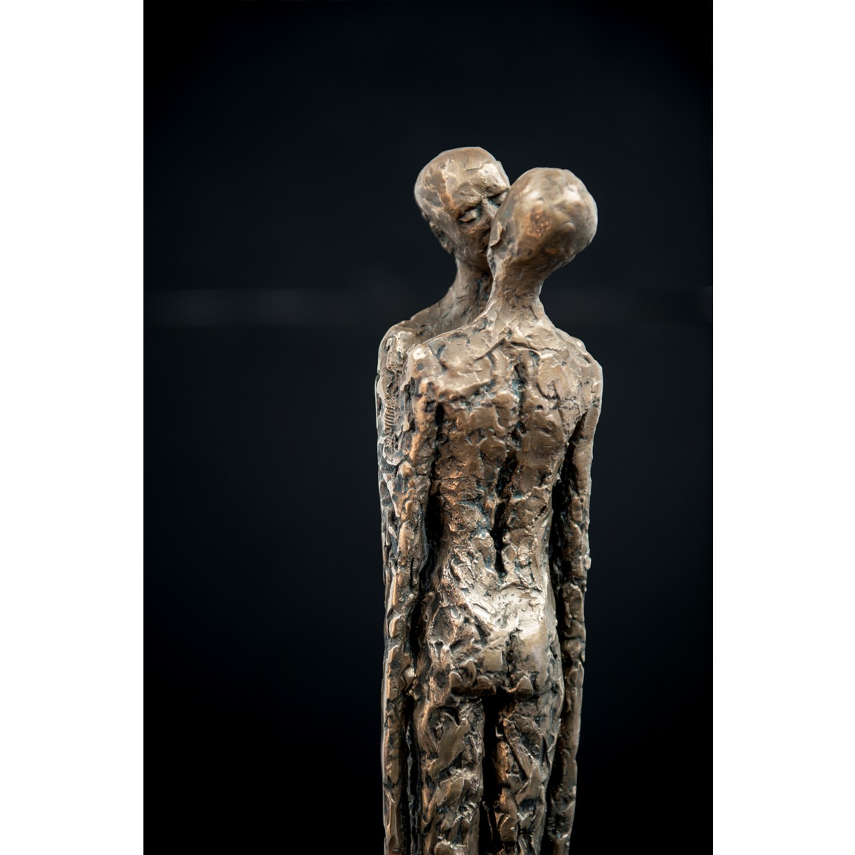 Kissing Couple - Image 2